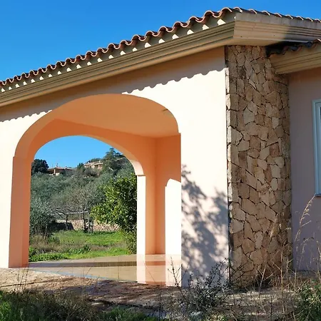Schifoni House